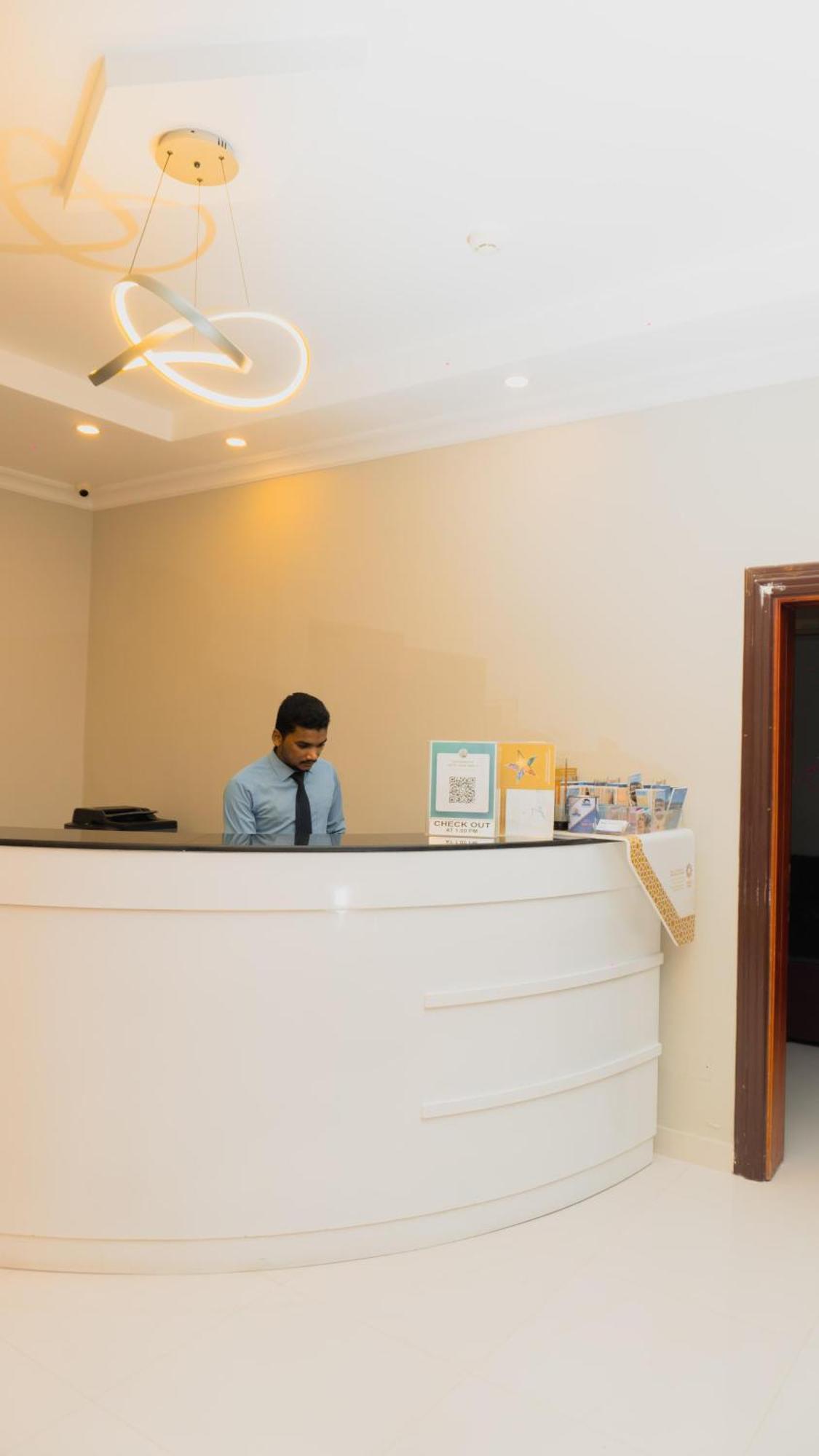 Pan Emirates Hotel Apartments Szardża Zewnętrze zdjęcie